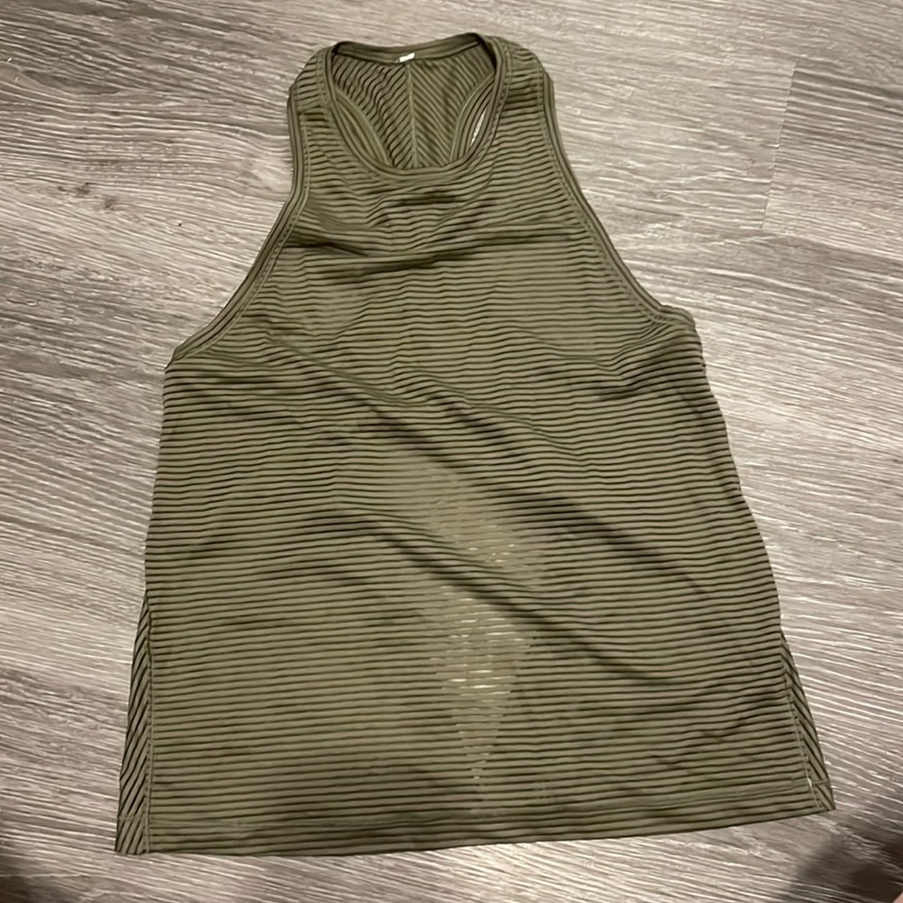 Army green lululemon tank top